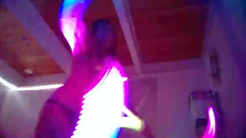 Snapshot of neonbaby11 chatting on 12/20/25, 09:05 neonbaby11 online show from 12/20/25, 09:05