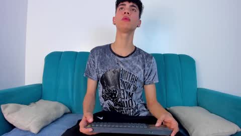  NeoRaptis  jhonatan  online show from 12/17/24, 08:21