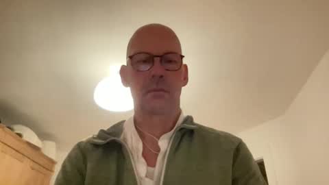 Snapshot of neptunofatlantis chatting on 10/03/25, 11:24 neptunofatlantis online show from 10/03/25, 11:24