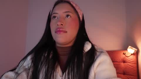 Helena    Every Friday new video for my fan club loves  online show from 10/16/25, 06:09