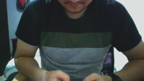 Snapshot of nerdxxx94 chatting on 06/15/26, 04:04 MrBull online show from 06/15/26, 04:04