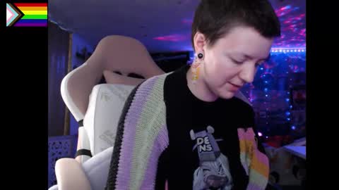 Snapshot of nerdy_squirty chatting on 12/02/25, 06:30 NerdySquirty online show from 12/02/25, 06:30