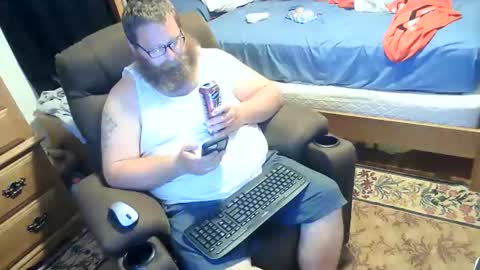 Snapshot of nerdychub4fun chatting on 04/04/26, 12:53 nerdychub4fun online show from 04/04/26, 12:53