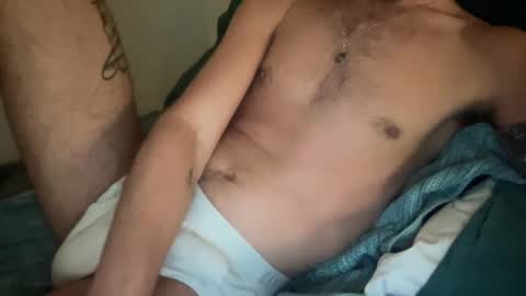 Snapshot of nerdydong chatting on 02/10/25, 04:08 Xavy online show from 02/10/25, 04:08