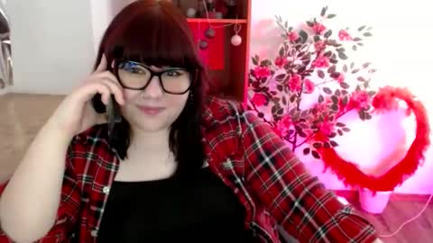 Snapshot of nereia chatting on 05/14/26, 08:37 nereia online show from 05/14/26, 08:37