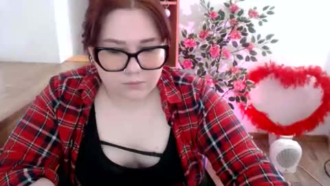 Snapshot of nereia chatting on 05/25/26, 08:15 nereia online show from 05/25/26, 08:15