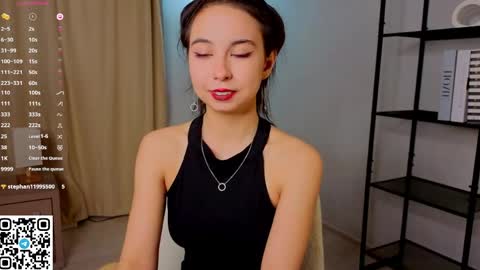 Snapshot of nerixalvire chatting on 05/26/26, 03:19 Emily online show from 05/26/26, 03:19