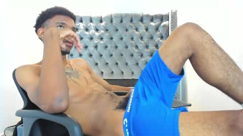 Snapshot of nero_reyd chatting on 04/18/26, 07:58 Nero online show from 04/18/26, 07:58