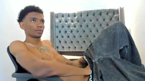 Snapshot of nero_reyd chatting on 05/15/26, 12:56 Nero online show from 05/15/26, 12:56