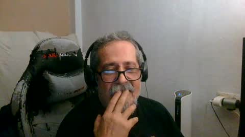 Snapshot of neron401 chatting on 08/02/26, 03:16 neron401 online show from 08/02/26, 03:16
