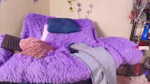          online show from 02/09/25, 11:36