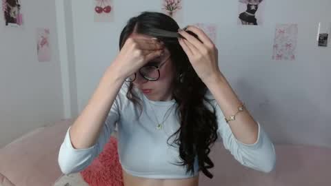 Snapshot of nessaa_ chatting on 07/02/26, 02:44 Nessa online show from 07/02/26, 02:44