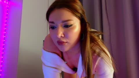 Nessa online show from 03/25/26, 04:46