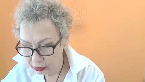 Snapshot of nessyjenixs chatting on 11/25/25, 08:25 NessyJenixs online show from 11/25/25, 08:25