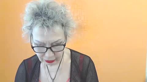 NessyJenixs online show from 02/19/26, 09:05