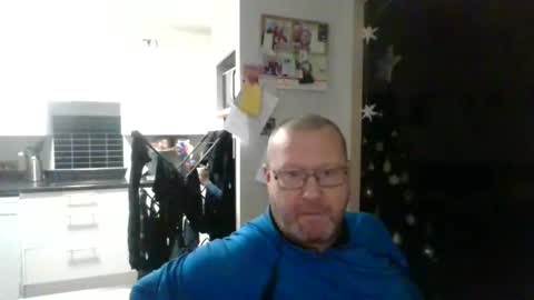 Snapshot of nesuk chatting on 12/13/24, 10:34 nesuk online show from 12/13/24, 10:34