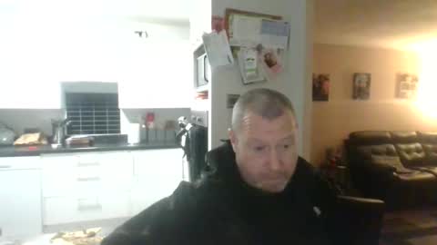 Snapshot of nesuk chatting on 01/11/26, 01:43 nesuk online show from 01/11/26, 01:43