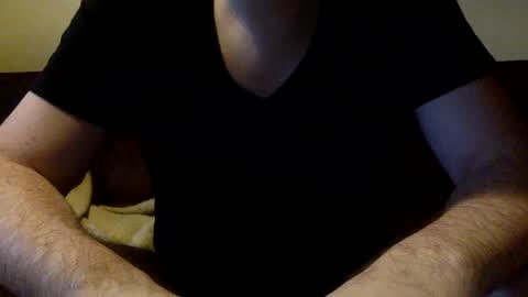 Snapshot of neu242gierig chatting on 02/13/25, 07:03 Neu242Gierig online show from 02/13/25, 07:03