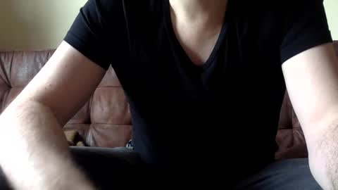 Snapshot of neu242gierig chatting on 03/11/25, 11:23 Neu242Gierig online show from 03/11/25, 11:23