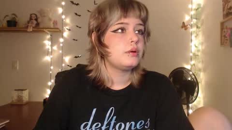 Mar online show from 10/01/25, 07:47