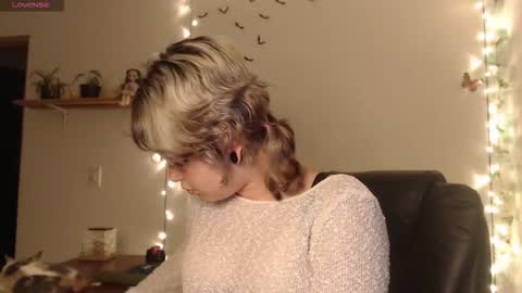 Mar online show from 10/02/25, 05:47