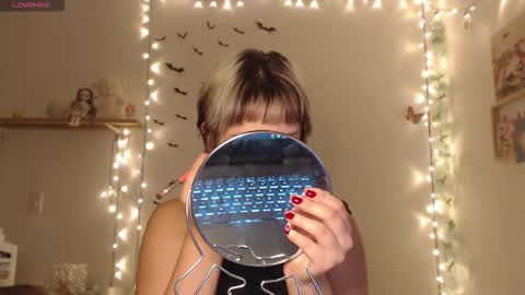 Mar online show from 10/06/25, 03:15