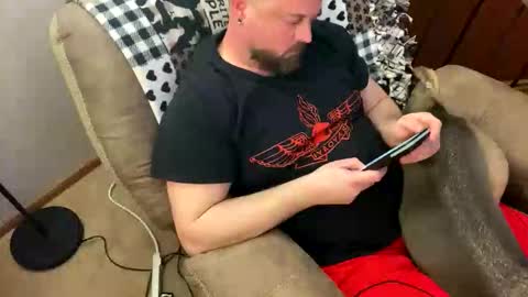 Snapshot of neverwinter44 chatting on 03/19/26, 06:28 neverwinter44 online show from 03/19/26, 06:28