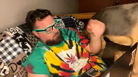 Snapshot of neverwinter44 chatting on 04/11/26, 05:45 neverwinter44 online show from 04/11/26, 05:45