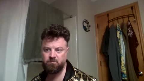 Snapshot of neverwinter44 chatting on 04/19/26, 12:11 neverwinter44 online show from 04/19/26, 12:11