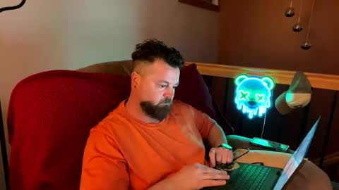 Snapshot of neverwinter44 chatting on 04/21/26, 05:47 neverwinter44 online show from 04/21/26, 05:47