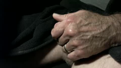 nevrsaynevr2000 online show from 10/02/25, 01:45