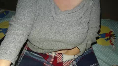 Lilly  online show from 10/06/25, 02:42