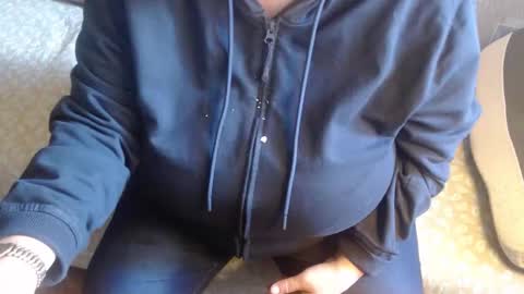 Lilly  online show from 10/21/25, 09:43