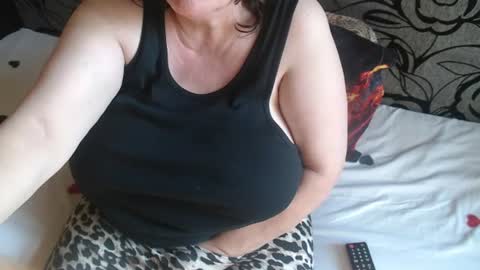Lilly  online show from 07/15/26, 05:56