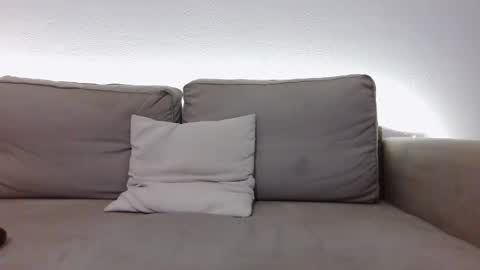 simi online show from 01/06/25, 04:23