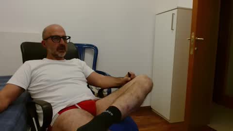 simi online show from 10/07/25, 06:16