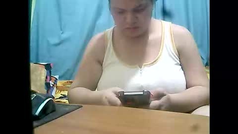 Snapshot of new_taboo_fetishqueen chatting on 04/27/26, 07:39 mariapaula online show from 04/27/26, 07:39