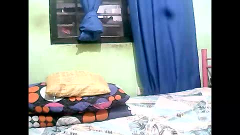 Snapshot of new_taboo_fetishqueen chatting on 06/03/26, 02:44 mariapaula online show from 06/03/26, 02:44