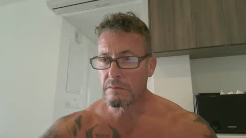 Newbdes online show from 02/07/25, 12:17