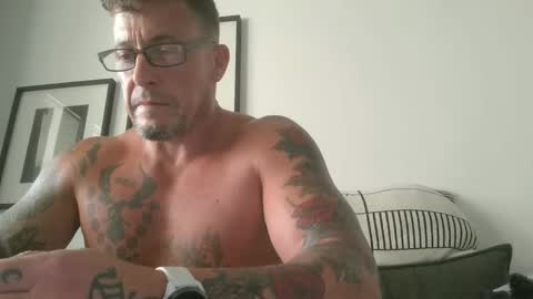 Newbdes online show from 02/28/25, 02:31