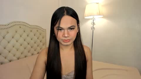 Snapshot of newbitch_intown69 chatting on 01/05/25, 02:17 Jane online show from 01/05/25, 02:17