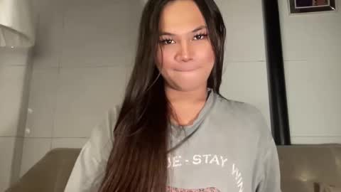 Snapshot of newbitch_intown69 chatting on 01/25/25, 06:35 Jane online show from 01/25/25, 06:35