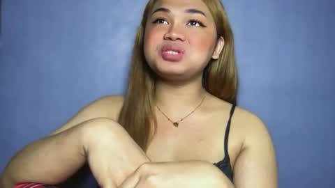 Snapshot of newbitch_intown69 chatting on 11/22/25, 01:48 Jane online show from 11/22/25, 01:48