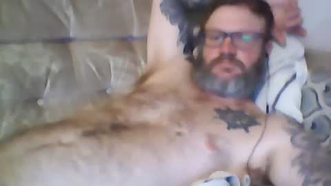 Snapshot of newbreed666 chatting on 12/14/24, 10:28 NEWBREED666 online show from 12/14/24, 10:28