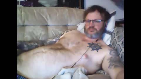 Snapshot of newbreed666 chatting on 02/10/25, 11:02 NEWBREED666 online show from 02/10/25, 11:02