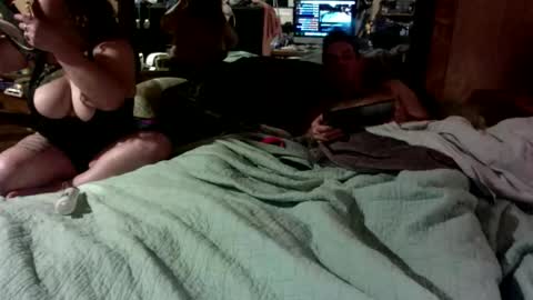 Meow Meow online show from 10/15/25, 10:59