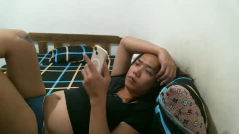 Snapshot of newest_star69 chatting on 01/08/25, 01:52 Lucy Pearl online show from 01/08/25, 01:52