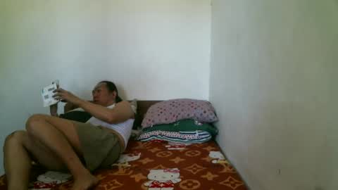 Snapshot of newest_star69 chatting on 01/25/25, 05:51 Lucy Pearl online show from 01/25/25, 05:51