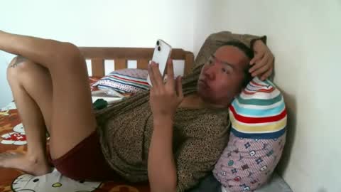 Snapshot of newest_star69 chatting on 01/26/25, 02:35 Lucy Pearl online show from 01/26/25, 02:35