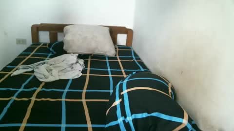 Snapshot of newest_star69 chatting on 03/02/25, 04:39 Lucy Pearl online show from 03/02/25, 04:39